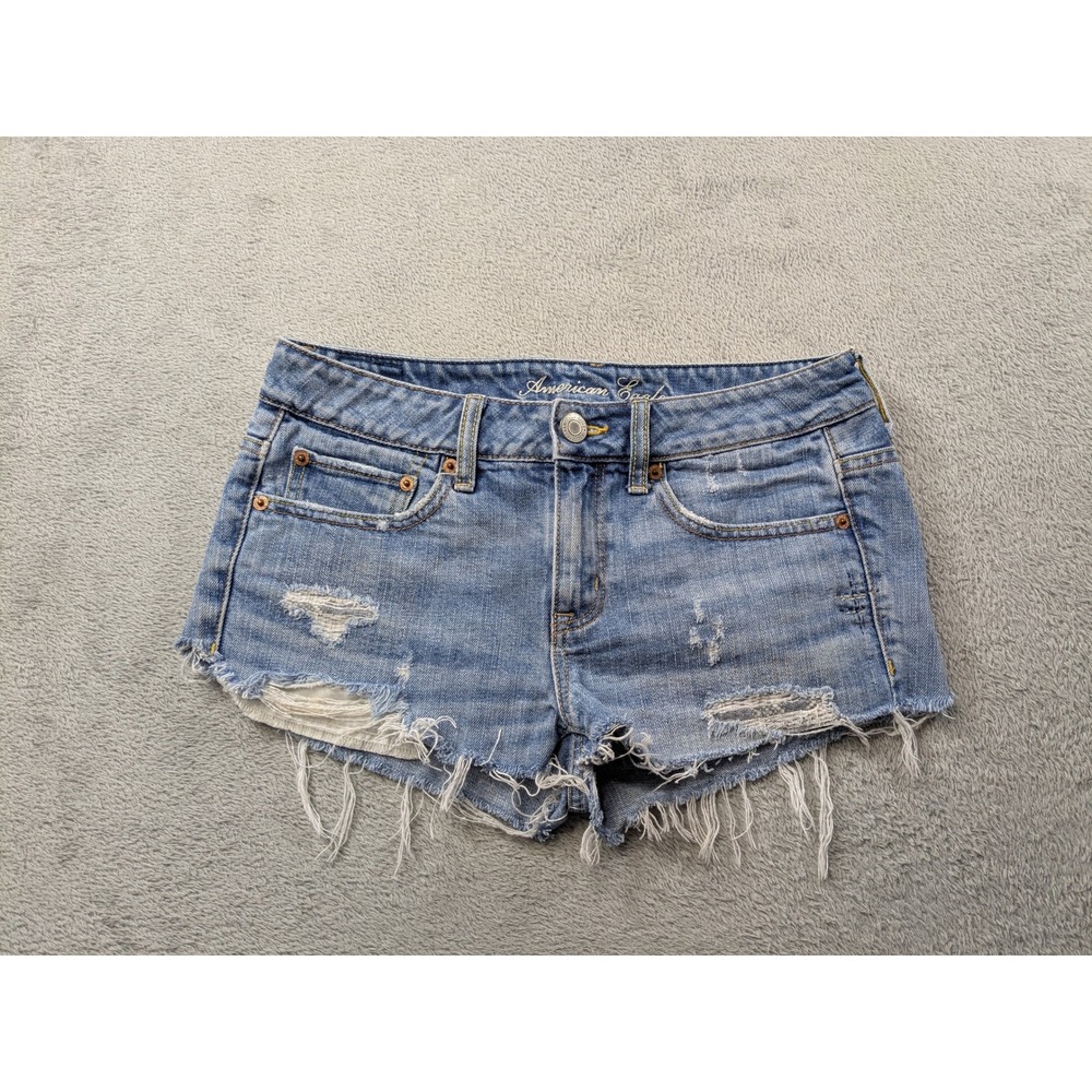 American Eagle Distressed Denim Cut Off Shorts Womens 2 Medium Wash Raw Hem 1in